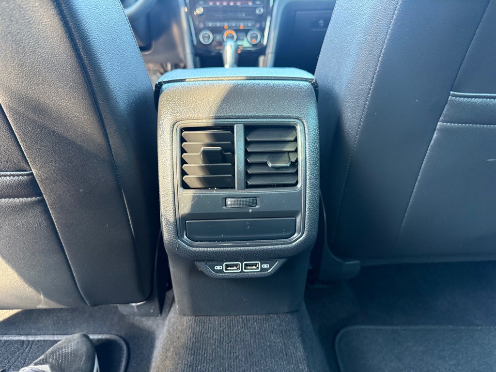 2021 Volkswagen Passat Image 20