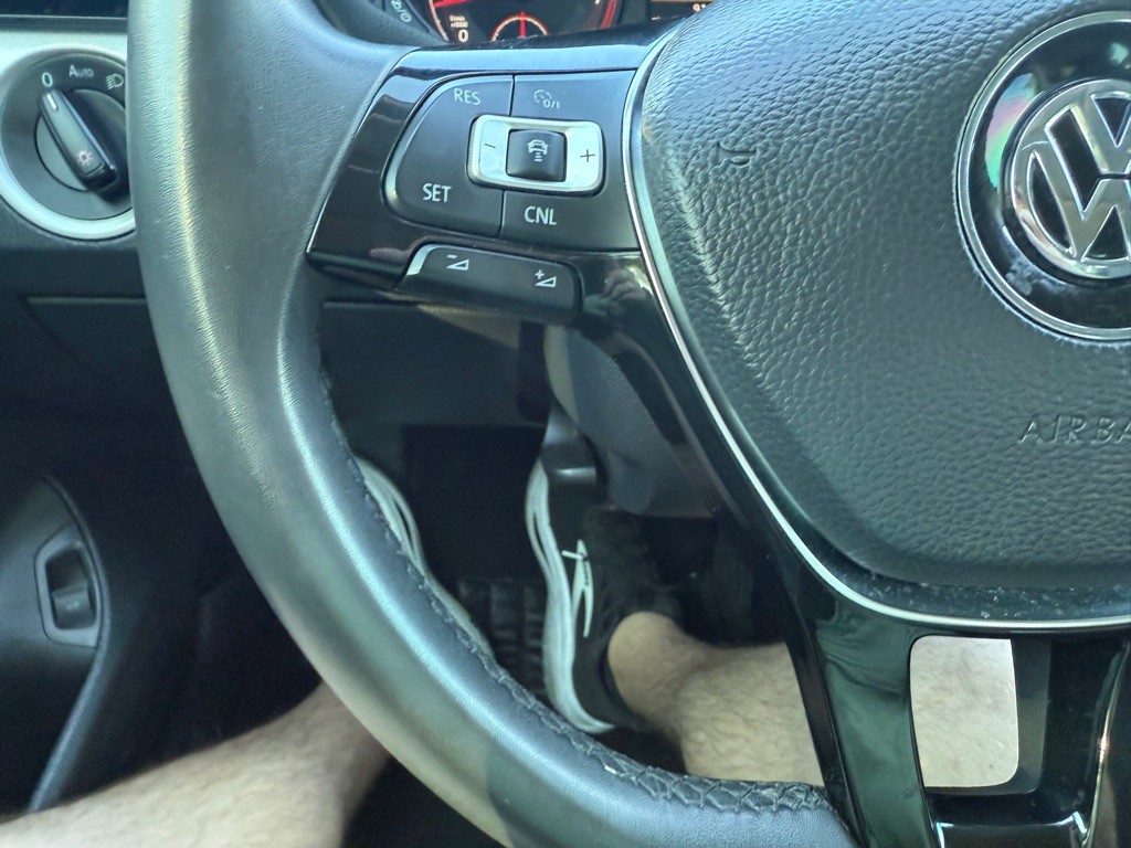 2021 Volkswagen Passat Image 31