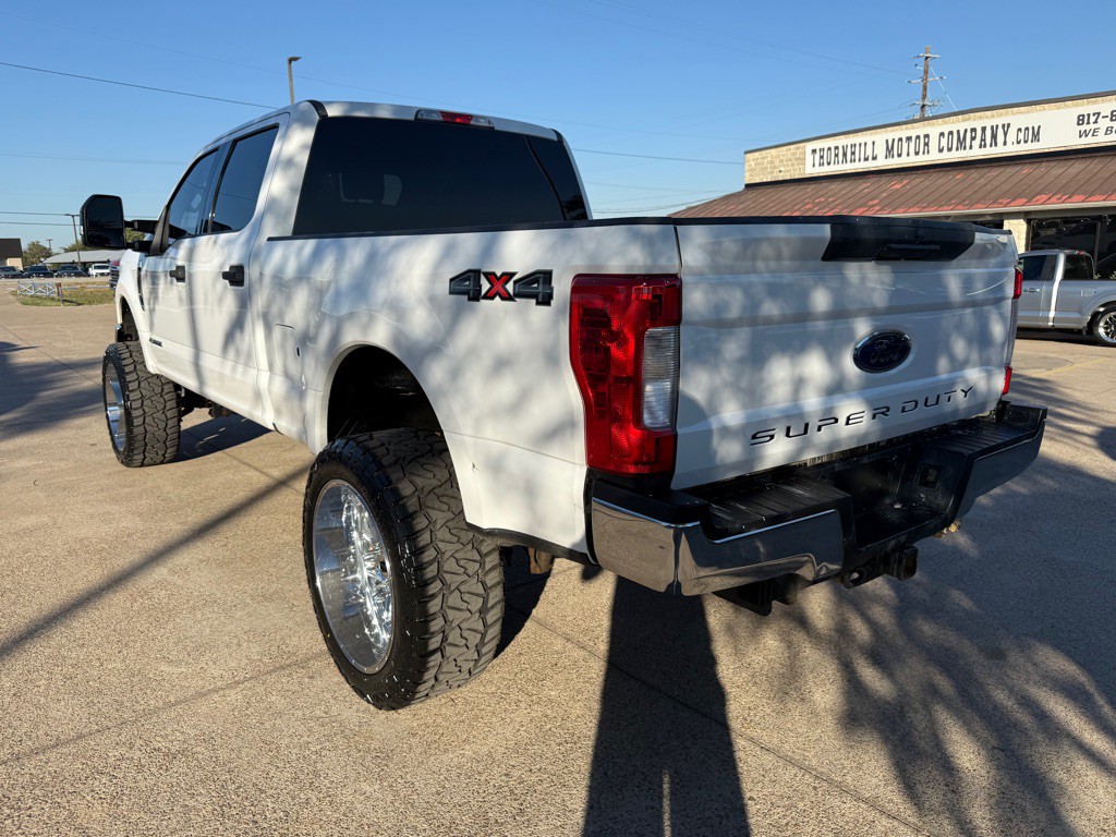 2017 Ford F-250 Image 5