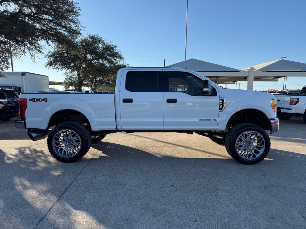 2017 Ford F-250 Image 8