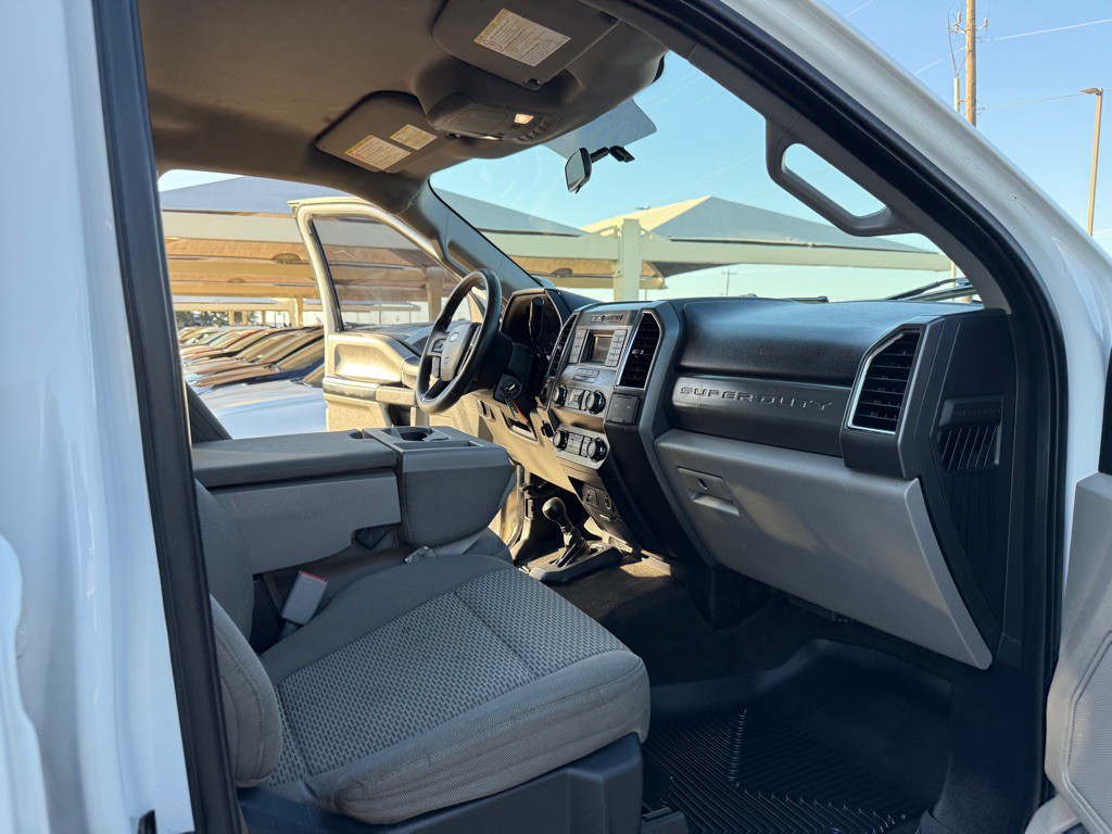 2017 Ford F-250 Image 16