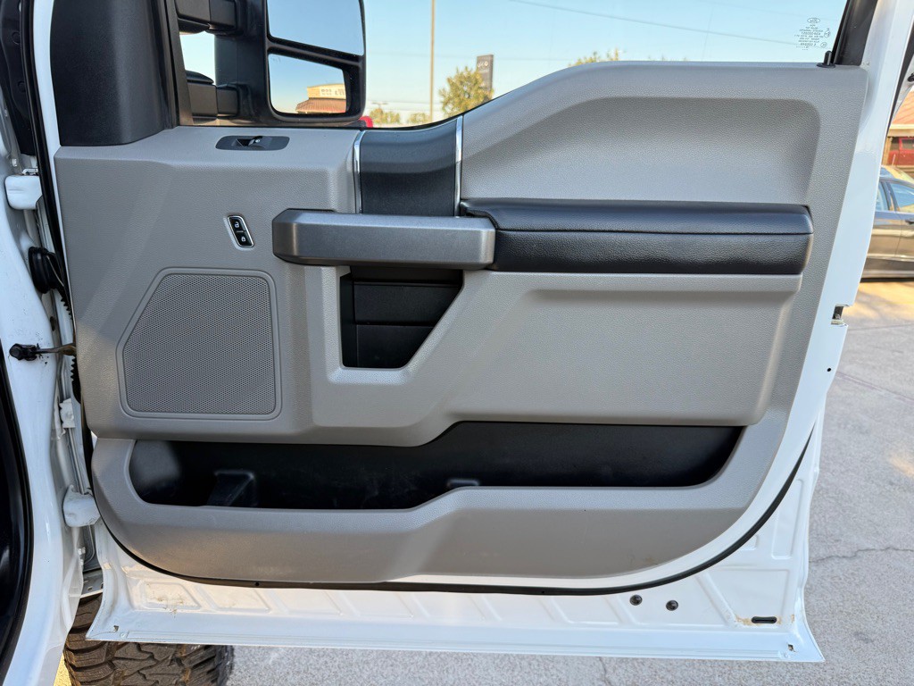 2017 Ford F-250 Image 22