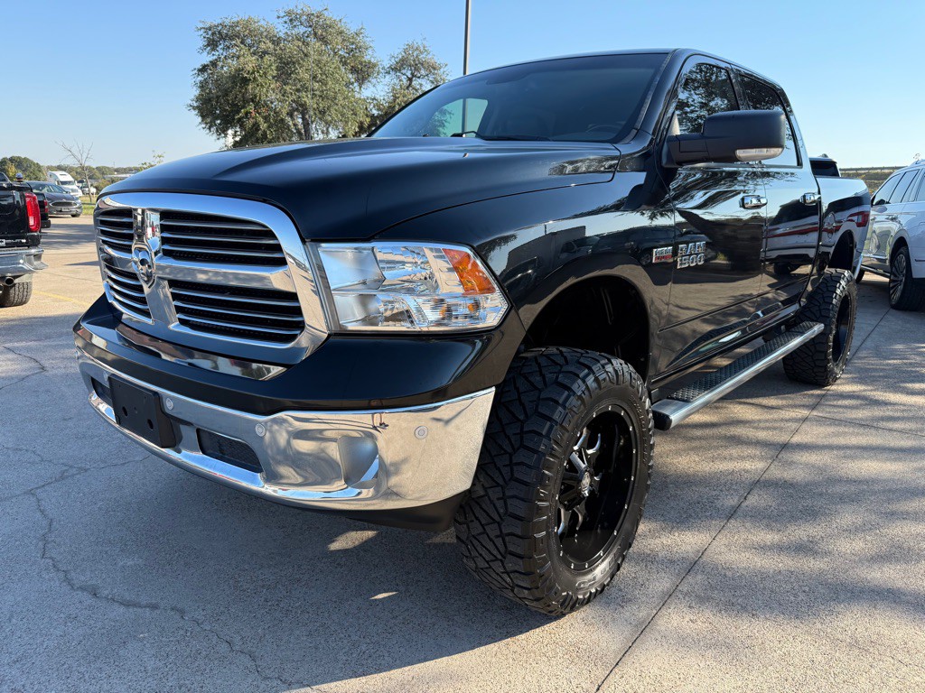 2017 RAM 1500 Image 3