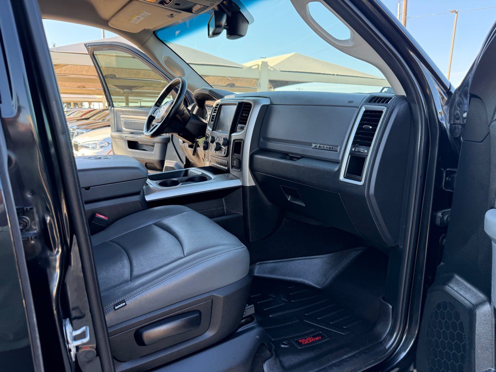2017 RAM 1500 Image 19