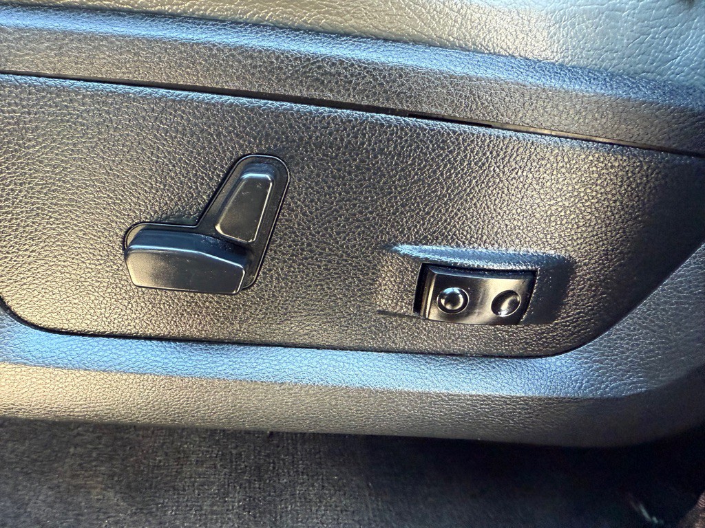 2017 RAM 1500 Image 22