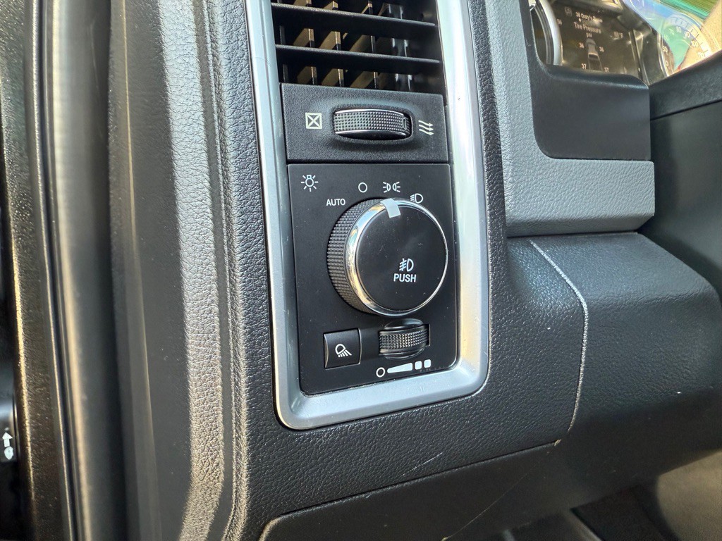 2017 RAM 1500 Image 23