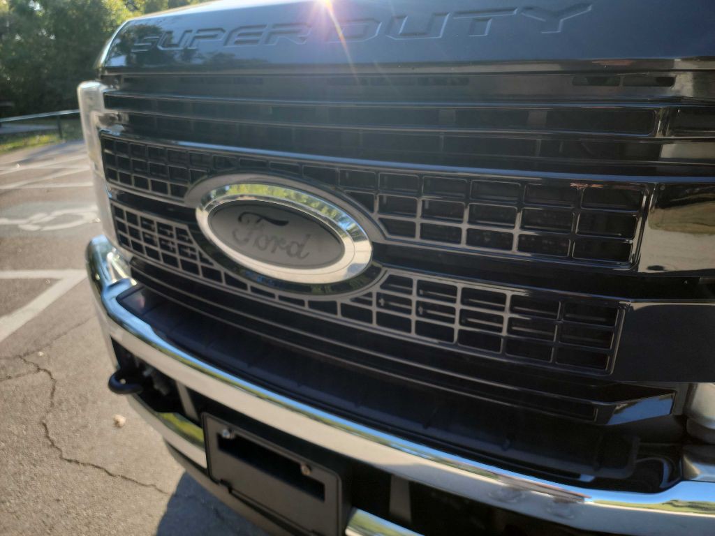 2018 Ford F-250 Image 3
