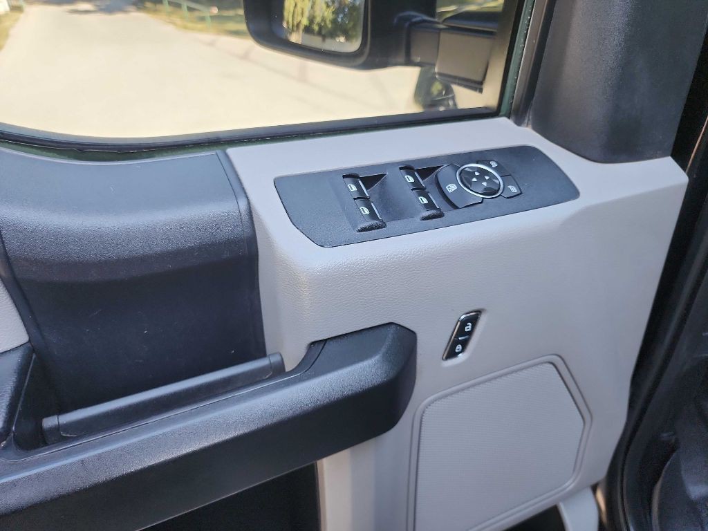 2018 Ford F-250 Image 17