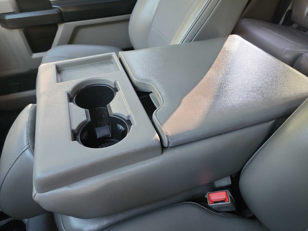 2018 Ford F-250 Image 28