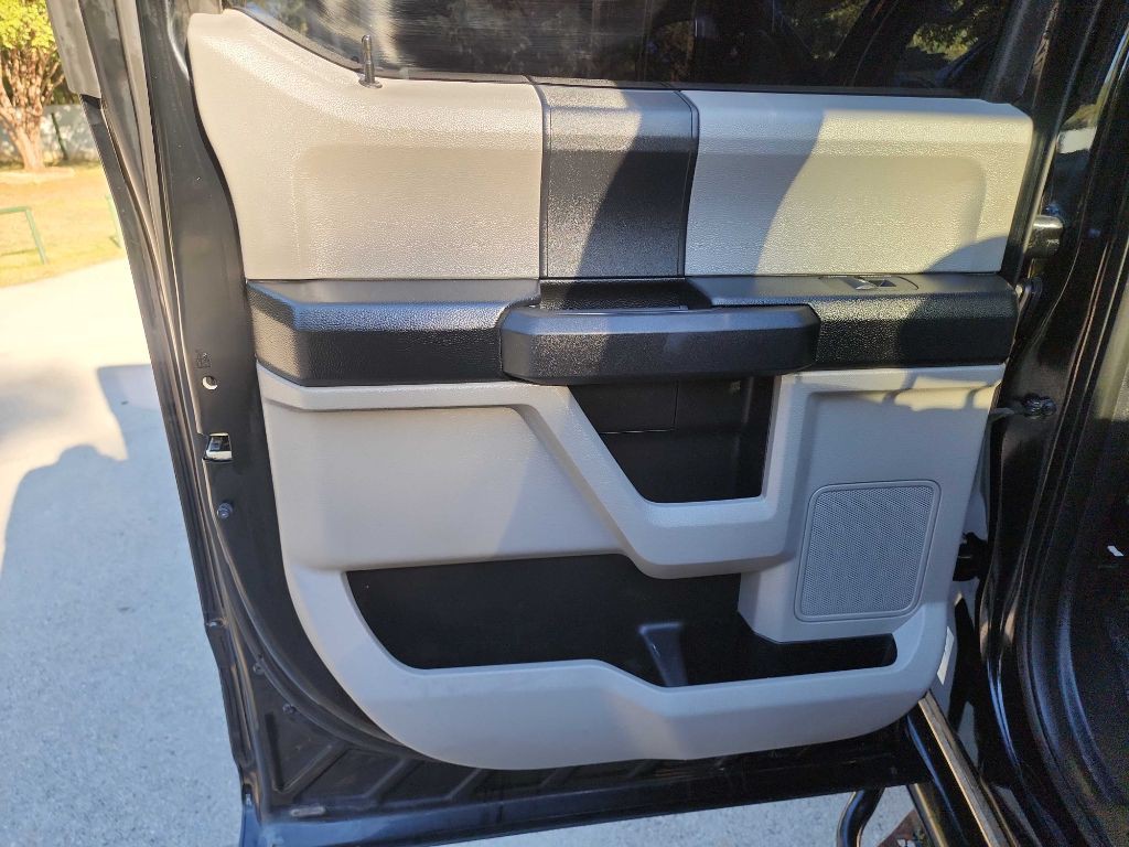 2018 Ford F-250 Image 29