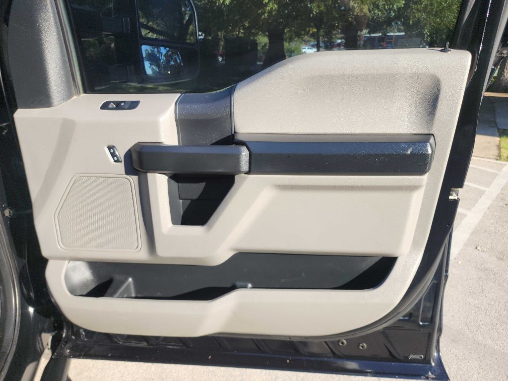 2018 Ford F-250 Image 35
