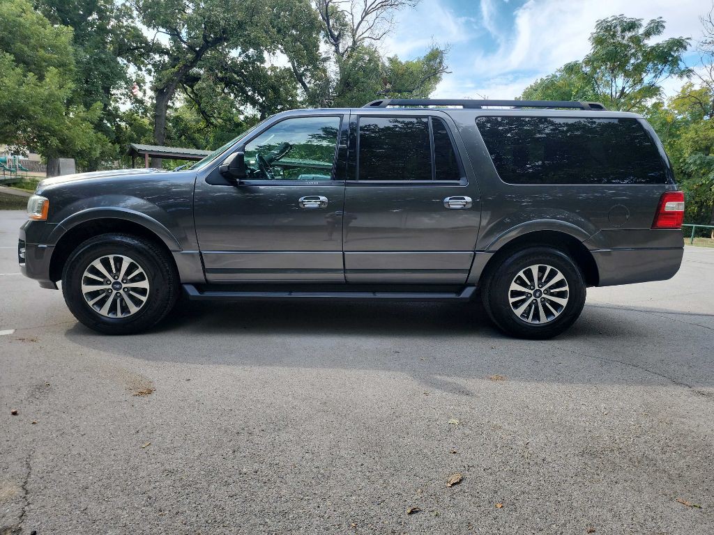2017 Ford Expedition Image 4