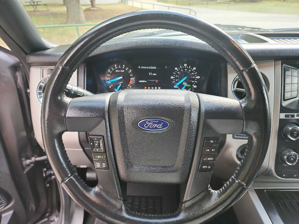 2017 Ford Expedition Image 17