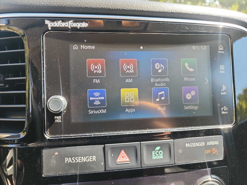 2017 Mitsubishi Outlander Image 22