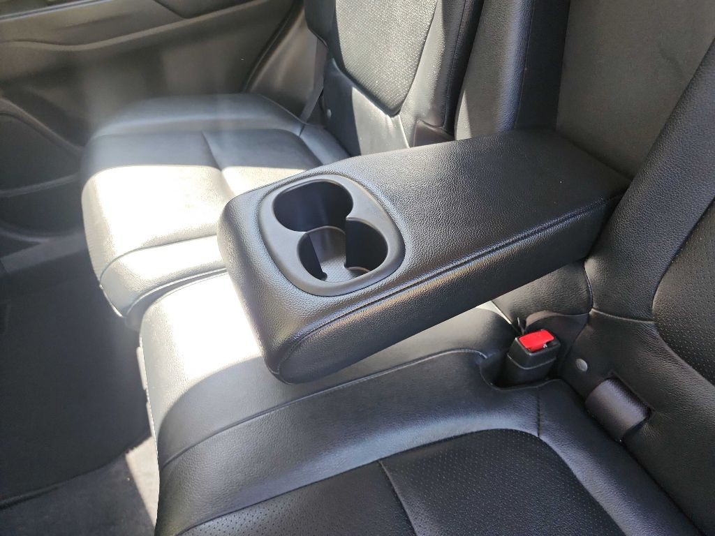 2017 Mitsubishi Outlander Image 31