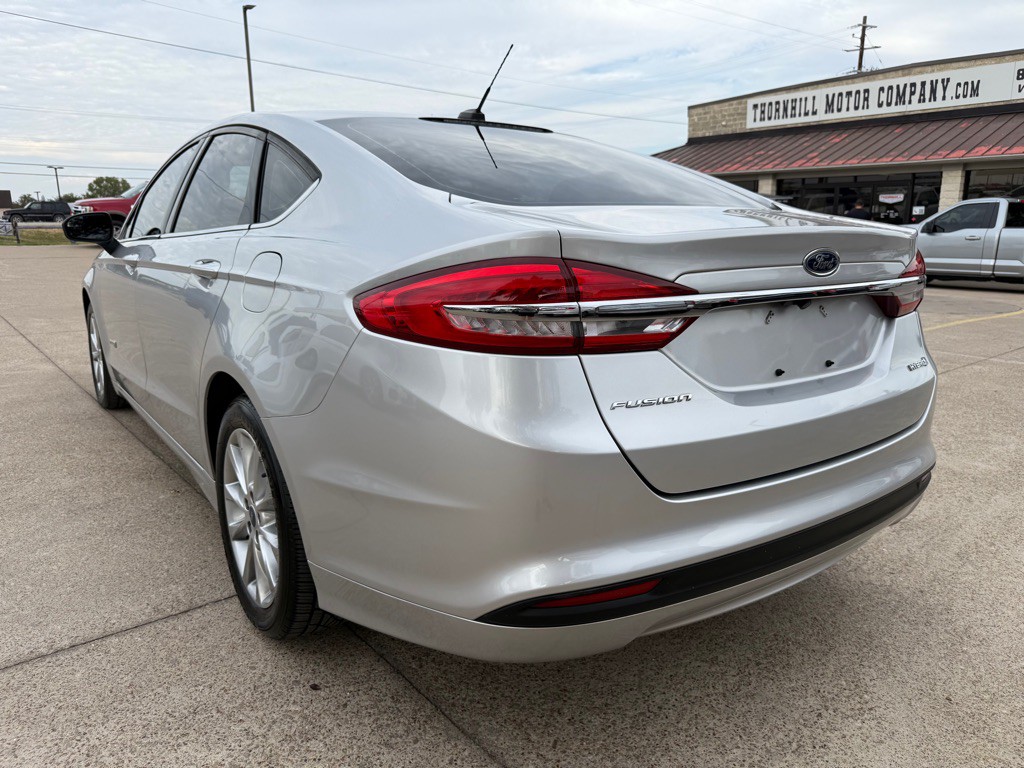 2017 Ford Fusion Image 5