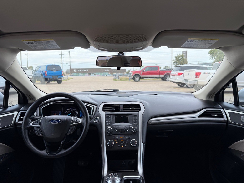 2017 Ford Fusion Image 22