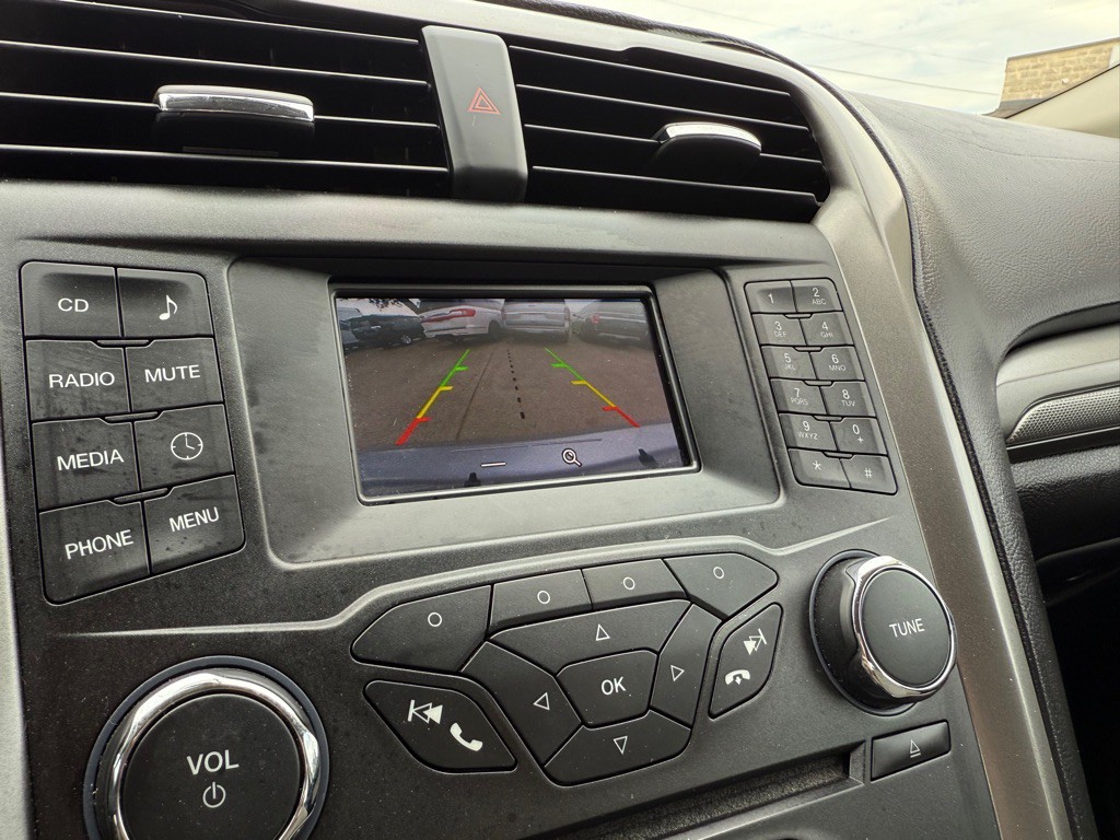 2017 Ford Fusion Image 33