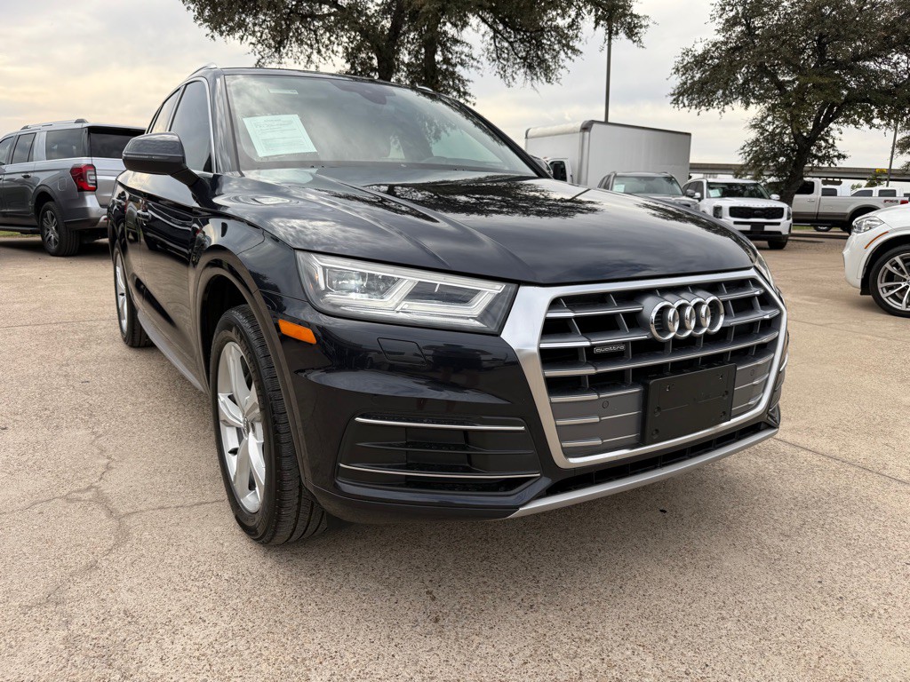 2020 Audi Q5 Image 1