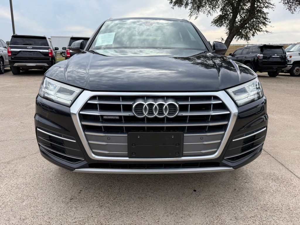 2020 Audi Q5 Image 2