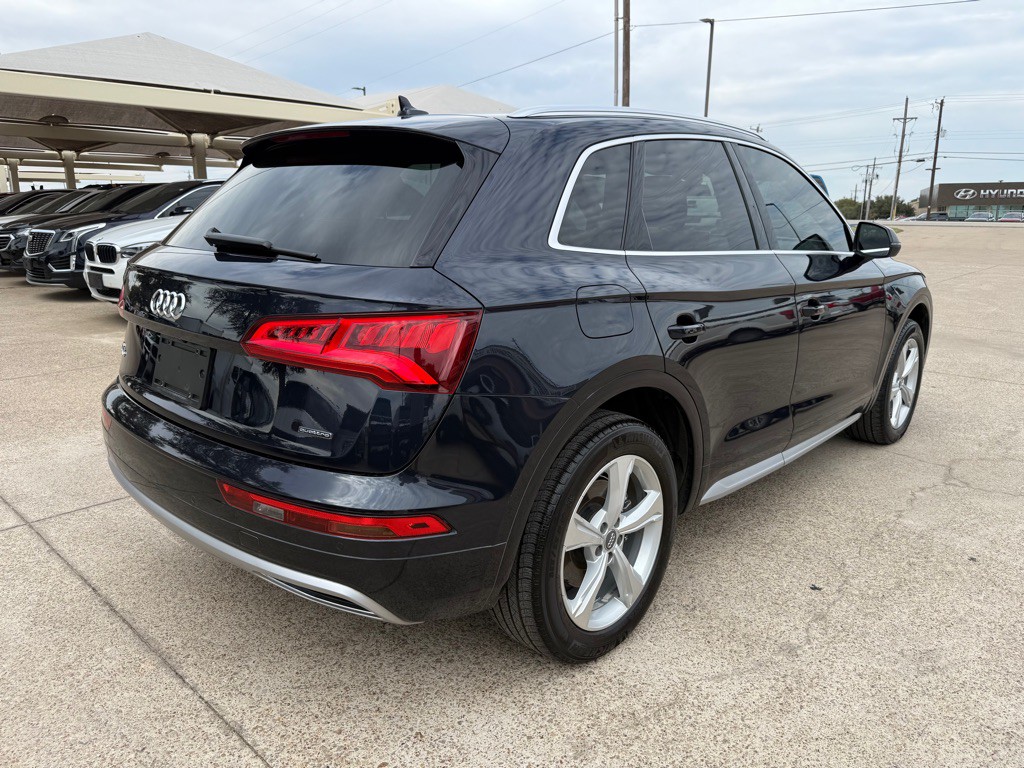 2020 Audi Q5 Image 7