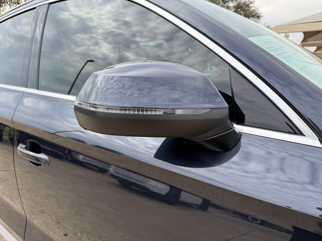 2020 Audi Q5 Image 11