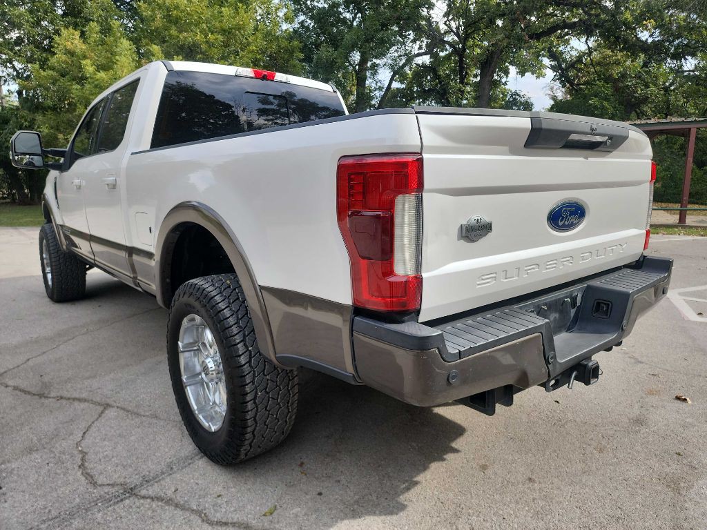 2017 Ford F-250 Image 5