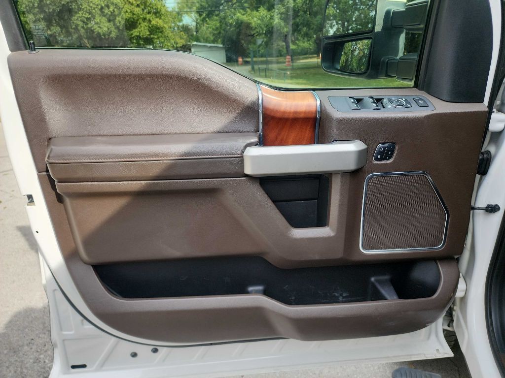 2017 Ford F-250 Image 19