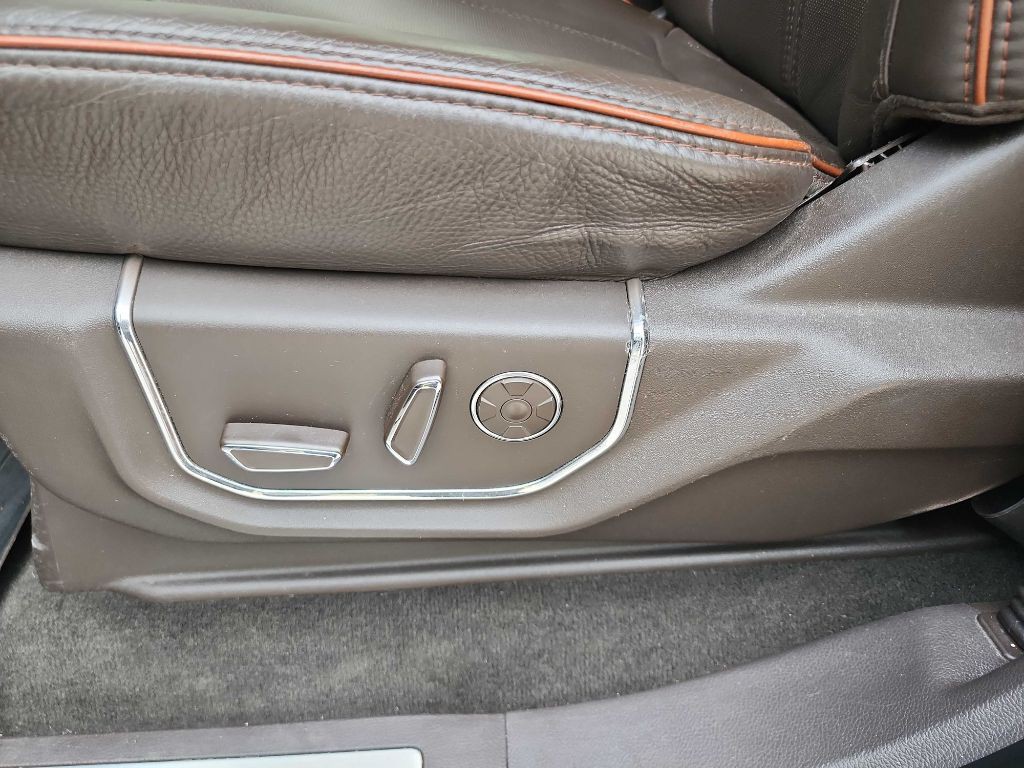 2017 Ford F-250 Image 21