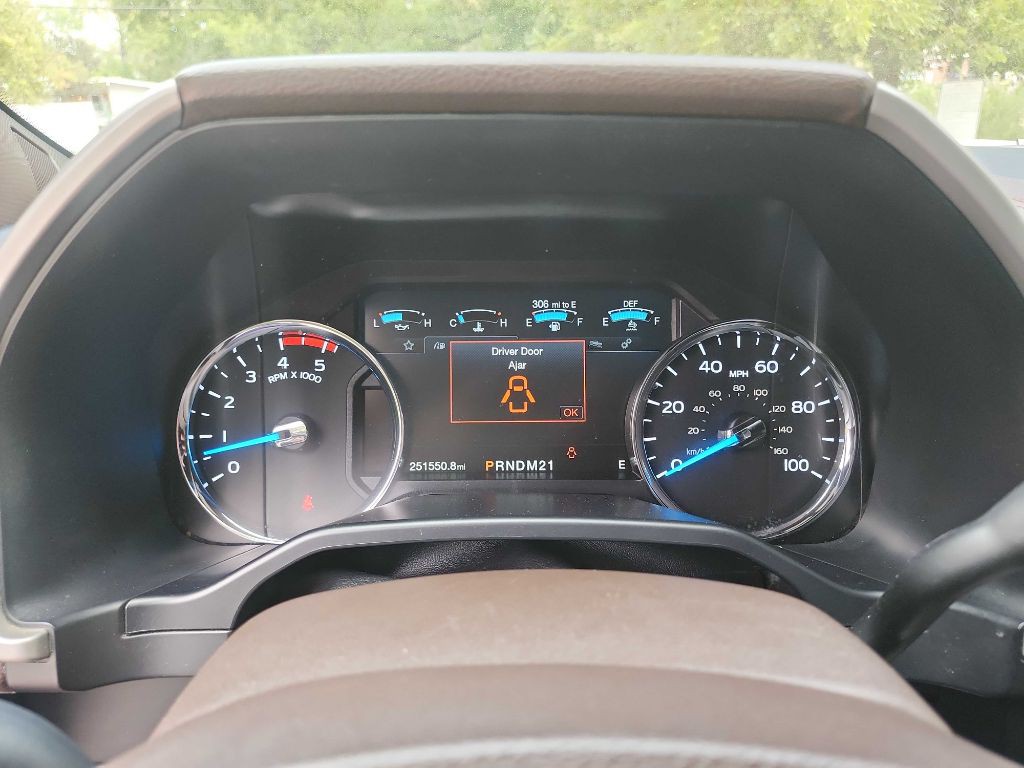 2017 Ford F-250 Image 28