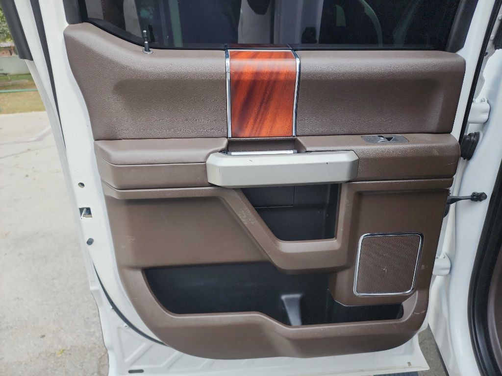 2017 Ford F-250 Image 37