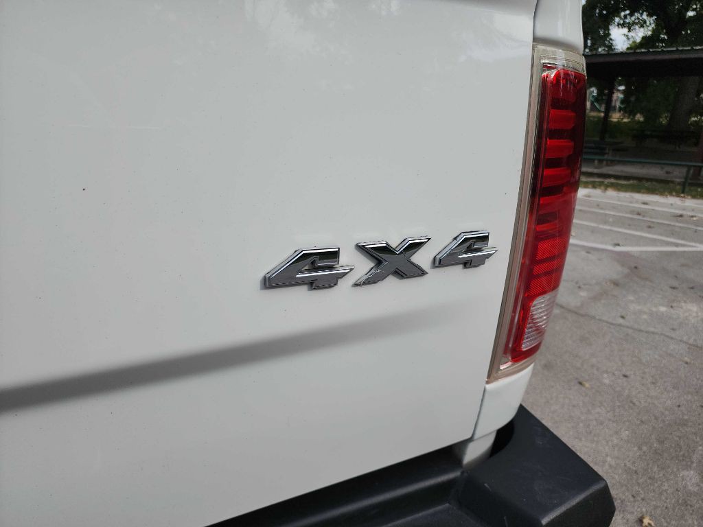 2014 RAM 2500 Image 6