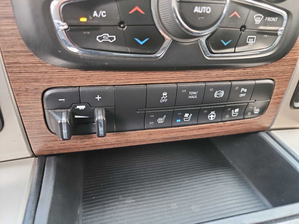 2014 RAM 2500 Image 29