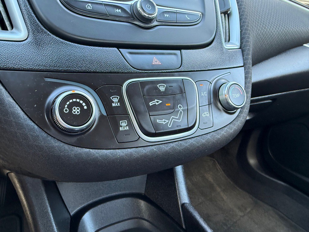 2018 Chevrolet Malibu Image 28