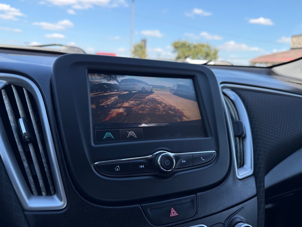 2018 Chevrolet Malibu Image 30