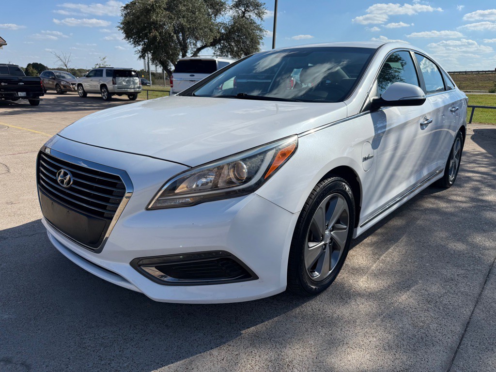2017 Hyundai Sonata Image 3