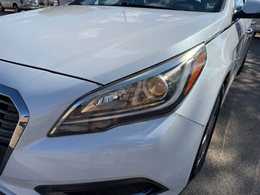 2017 Hyundai Sonata Image 10