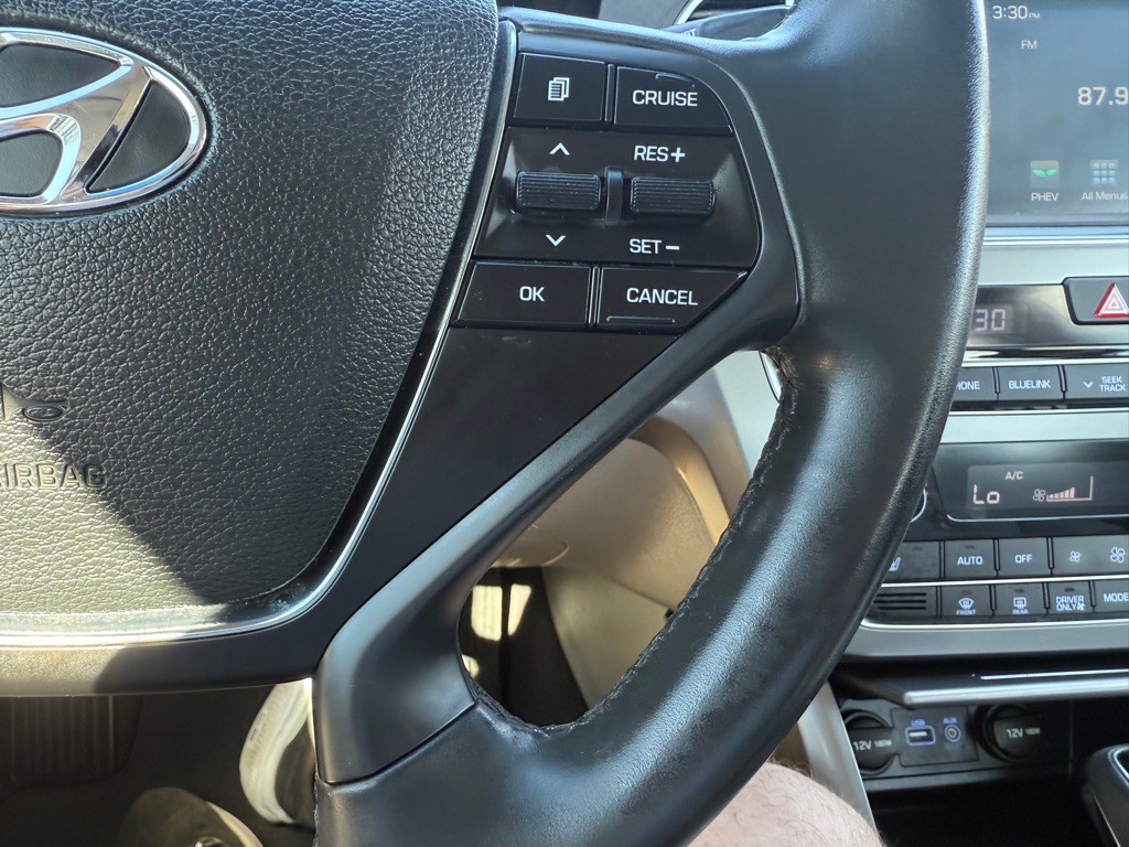 2017 Hyundai Sonata Image 28