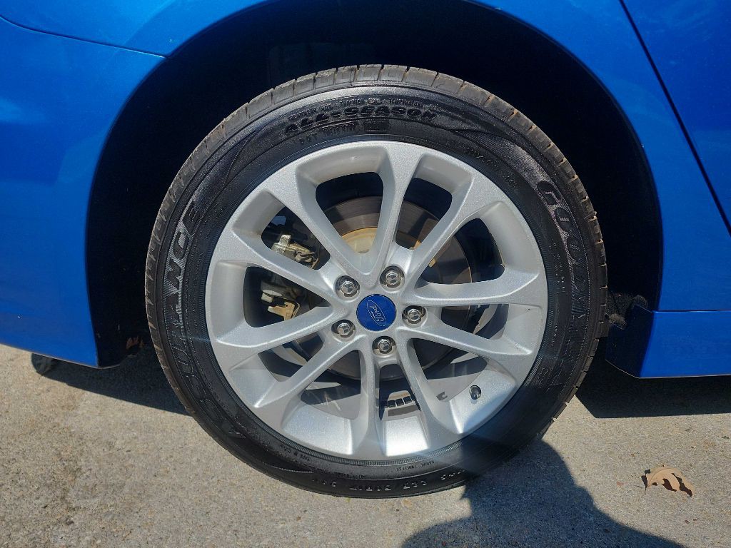 2019 Ford Fusion Image 11