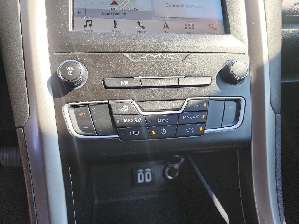 2019 Ford Fusion Image 25