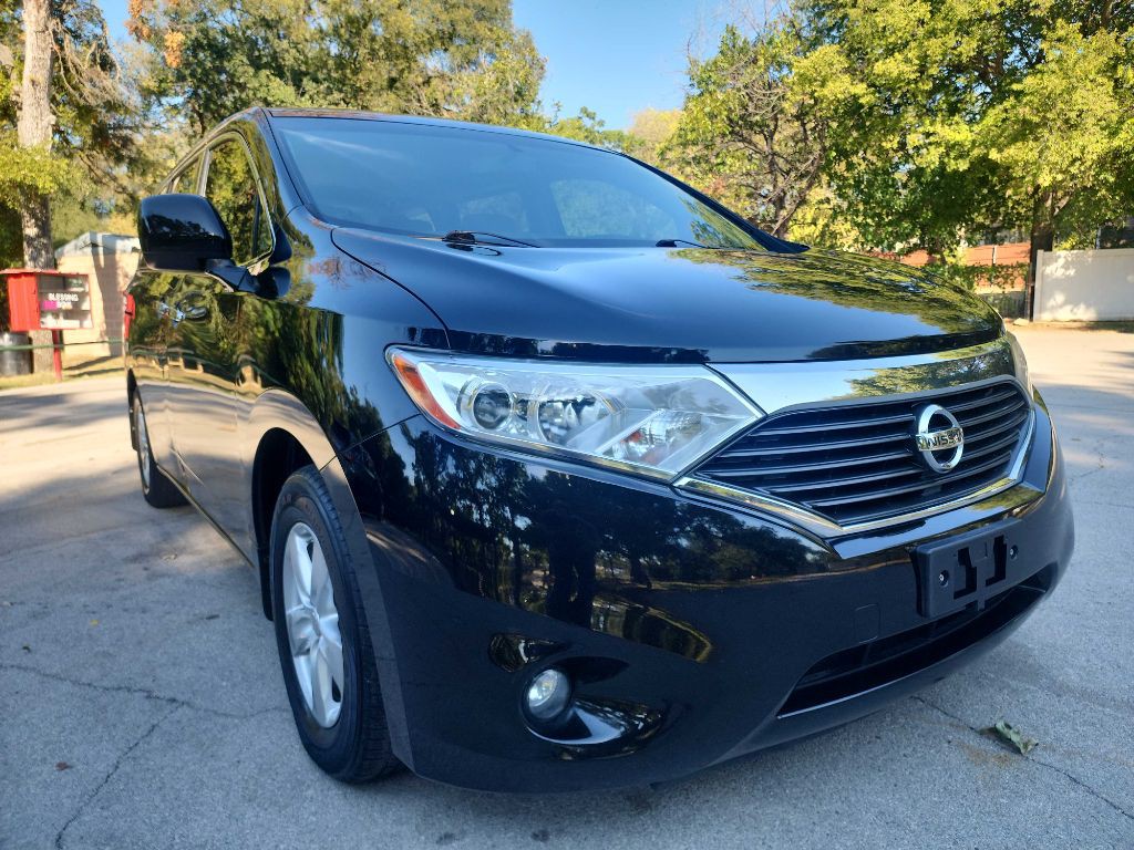 2014 Nissan Quest Image 1