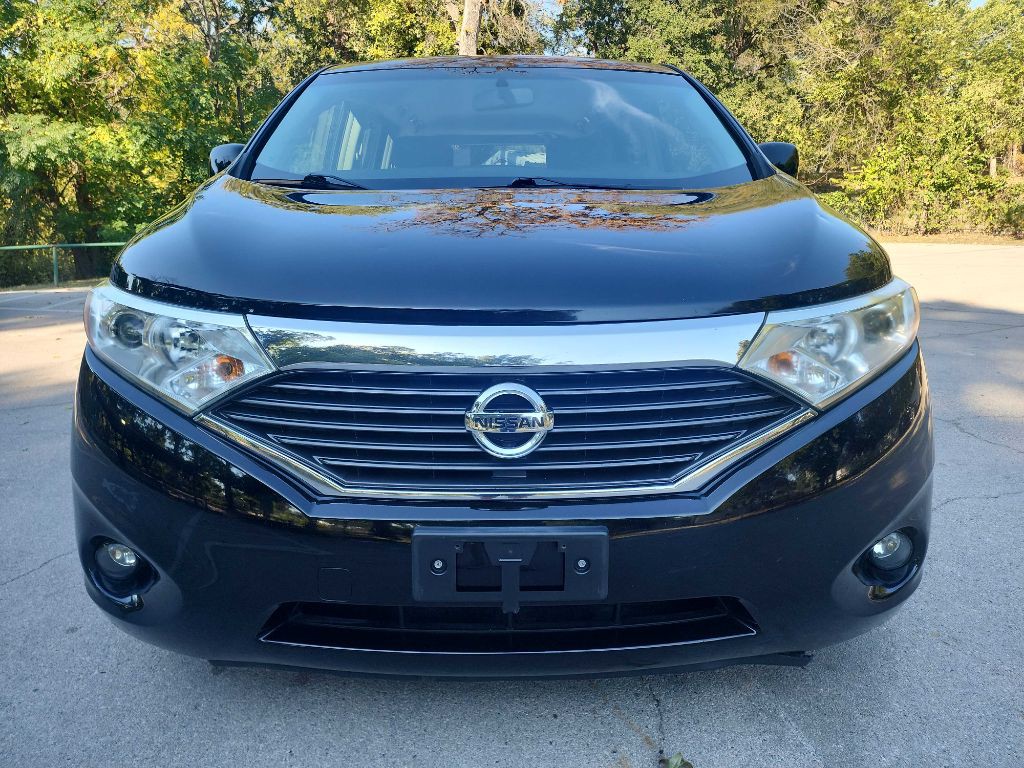 2014 Nissan Quest Image 2