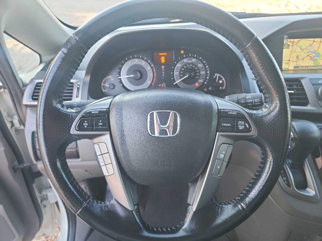 2015 Honda Odyssey Image 20