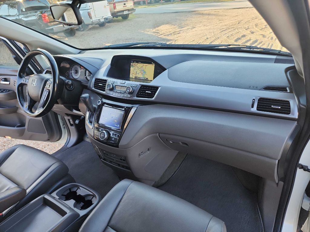 2015 Honda Odyssey Image 43