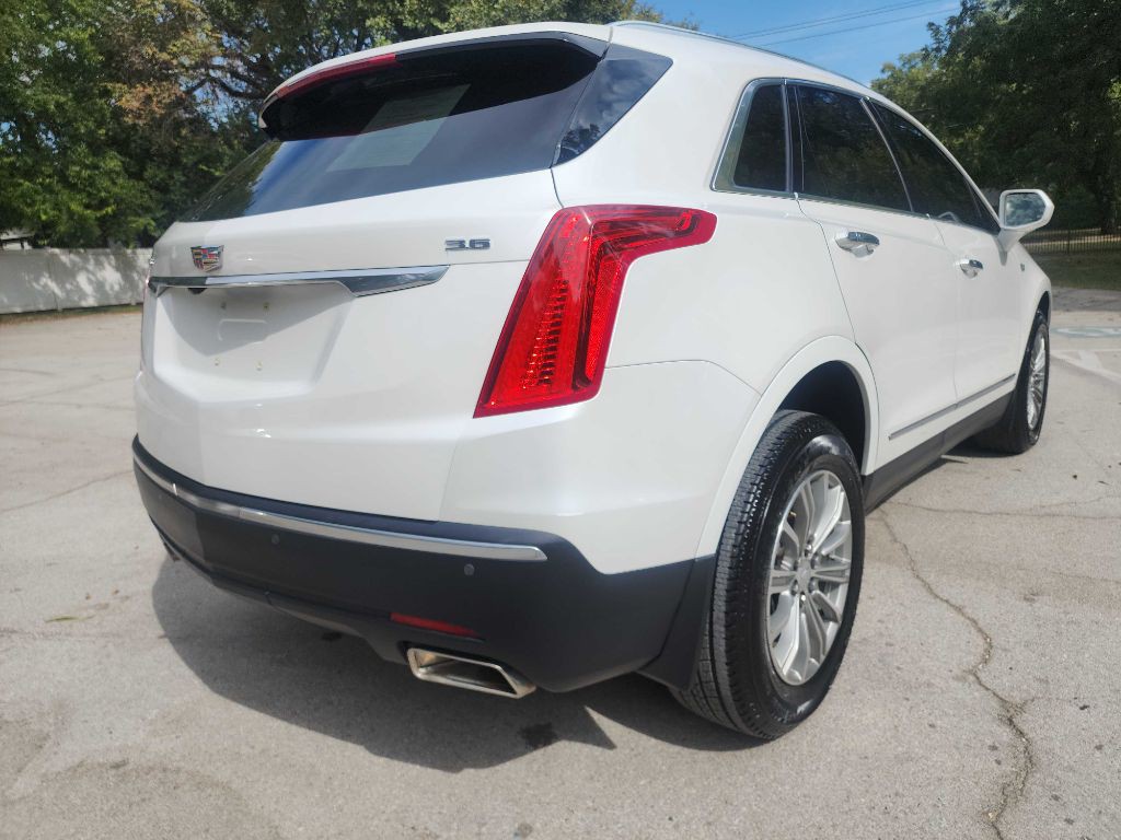 2017 Cadillac XT5 Image 11