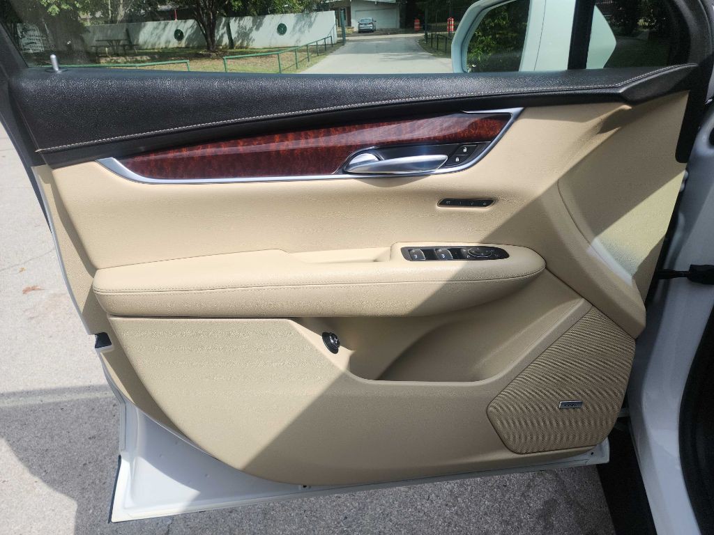 2017 Cadillac XT5 Image 15