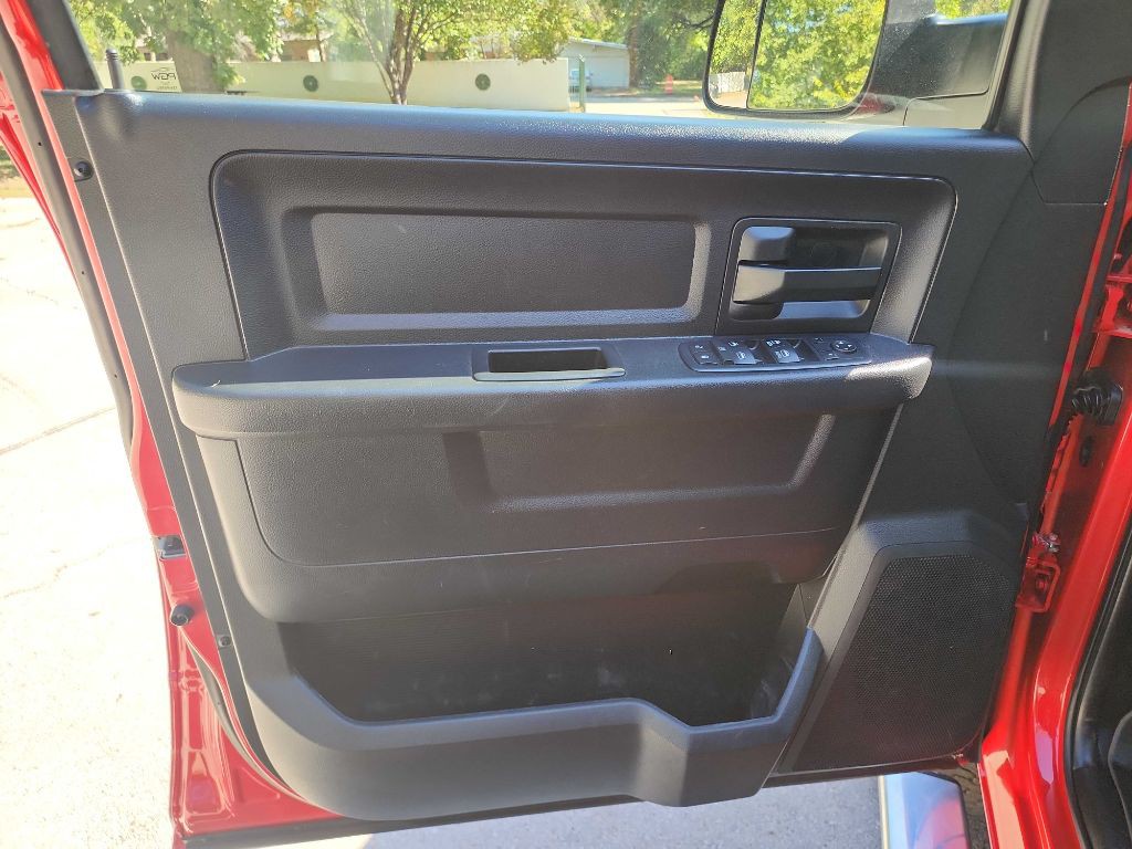 2016 RAM 2500 Image 15