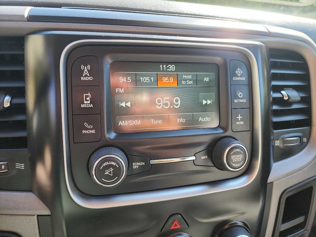 2016 RAM 2500 Image 27