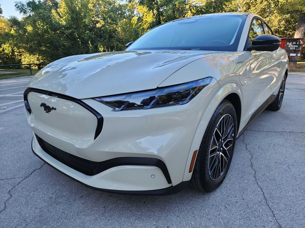 2025 Ford Mustang Image 4