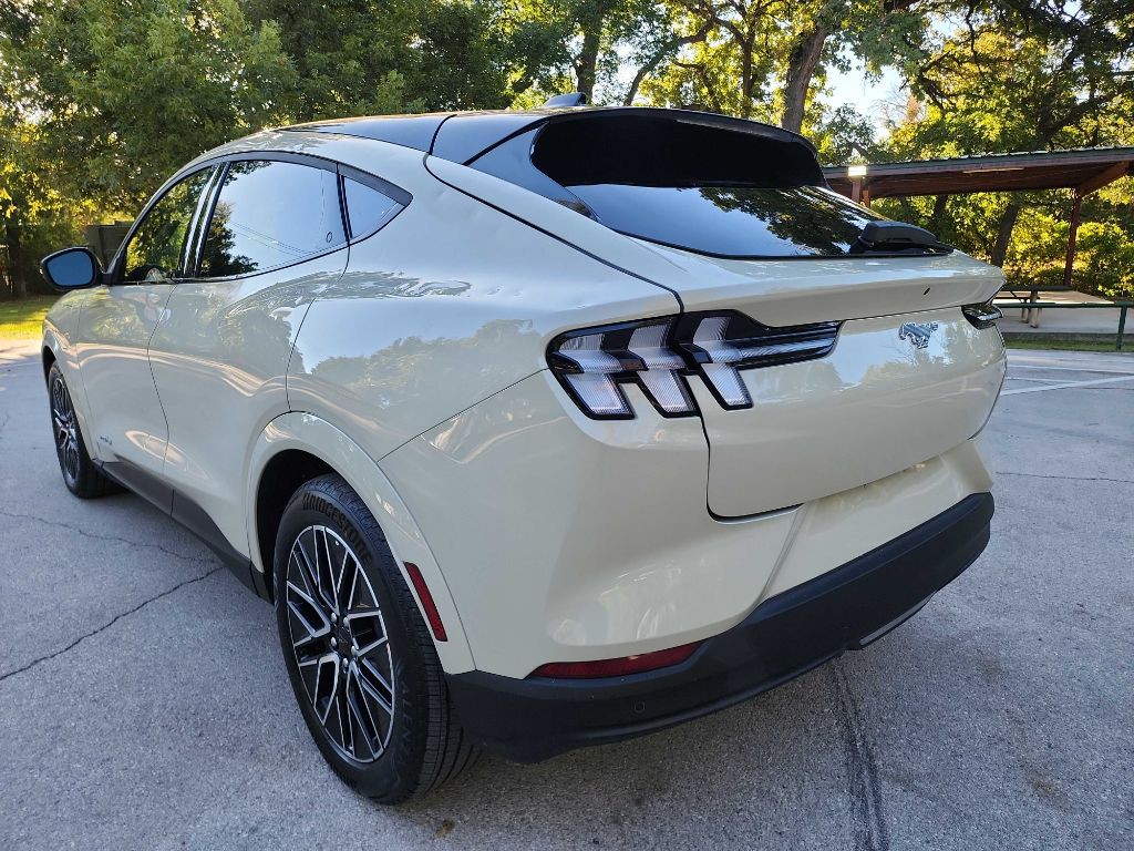 2025 Ford Mustang Image 6